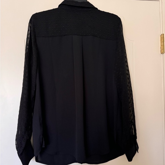 Isaac Mizrahi black blouse with sheer sleeves - Picture 6 of 6